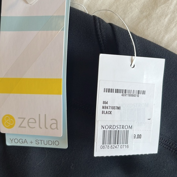 Zella flare leg yoga pants - Picture 3 of 4